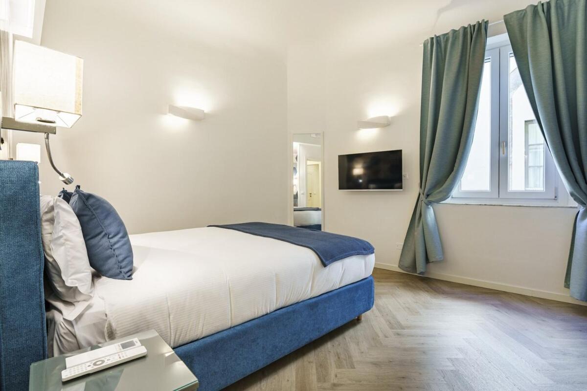 Apartment Designer In Oltrarno *